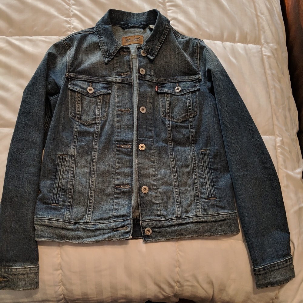 Woman's Levis Strauss Denim Jacket